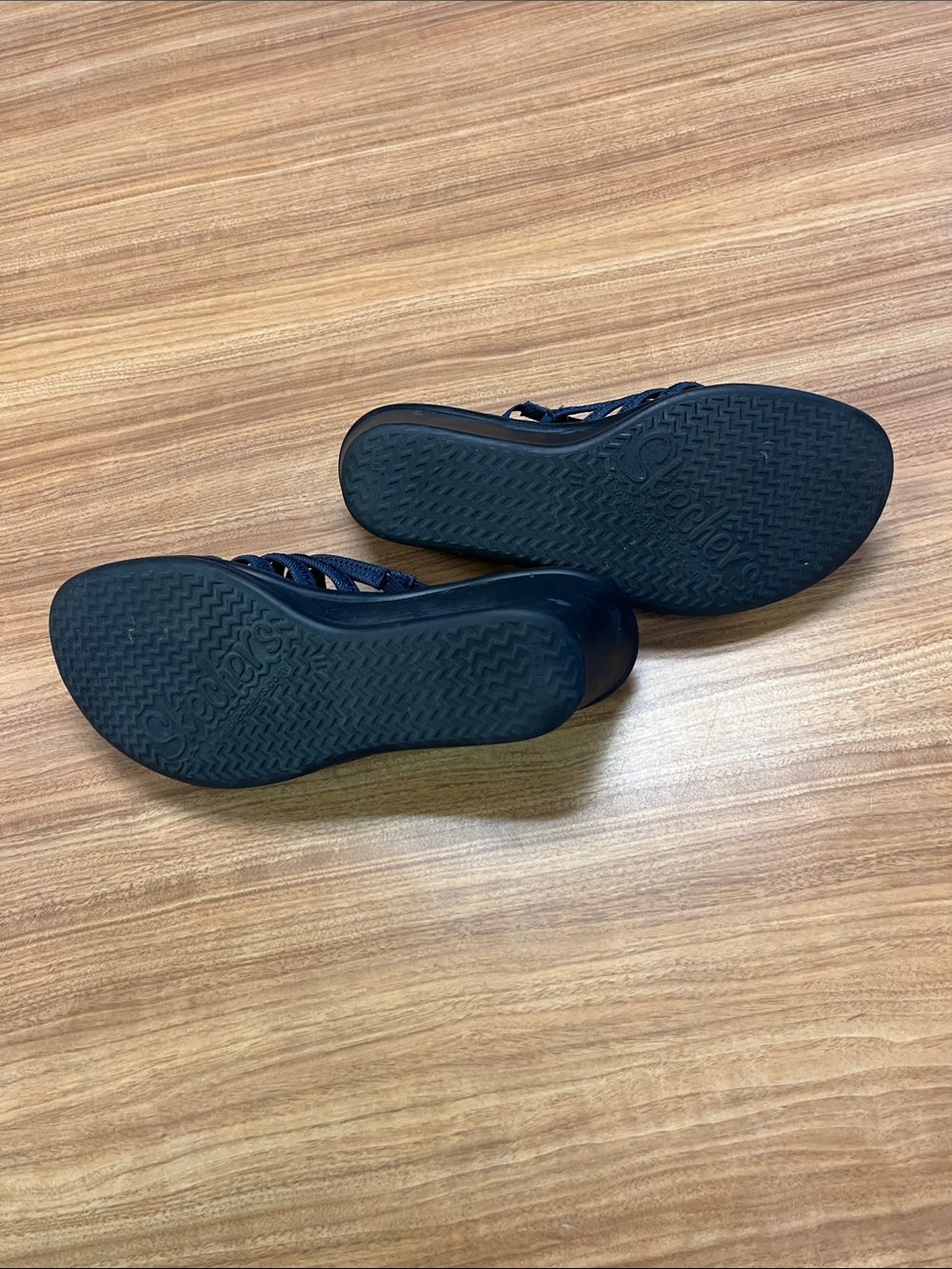 Skechers RUMBLERS Navy Slip-On Rhinestone Band Slide And Wedge Heels. - Picture 5 of 5